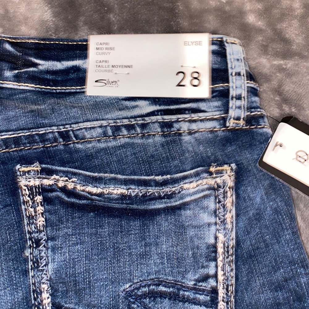 Silver Capri’s /Brand New With Tags - Picture 6 of 7